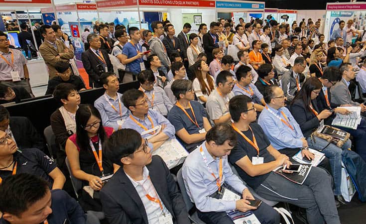 Numerous guests joined the sharing session about AI & Machine Learning with cloud